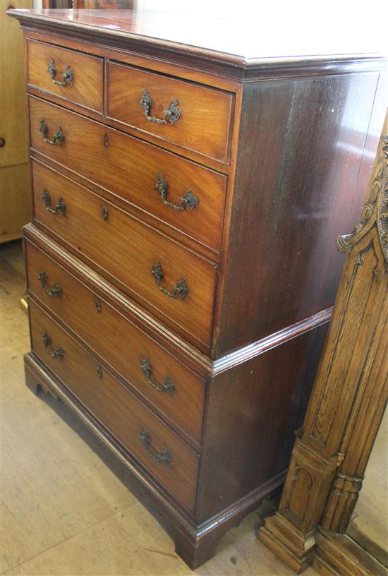 Mahogany chest on chest